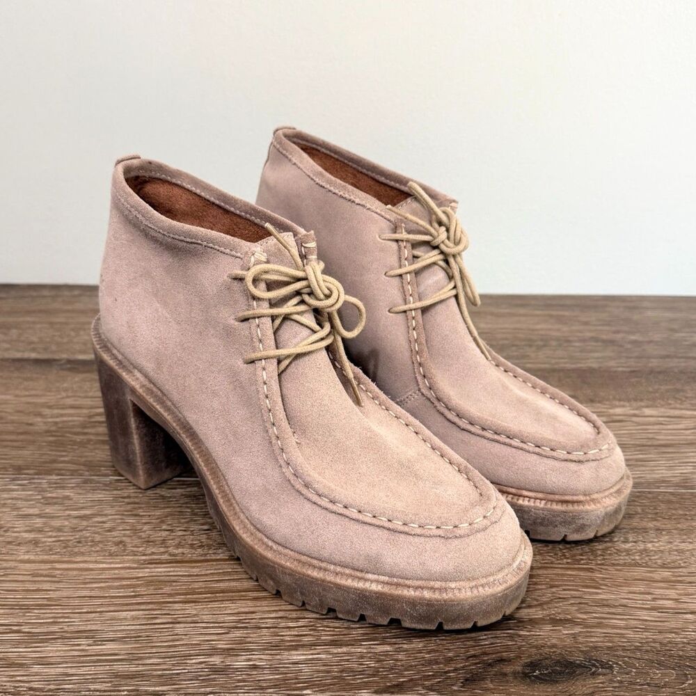 Lucky Brand Hollia Suede Ankle Boots Lug Heel Lace Up Taupe Women's 9M - Picture 1 of 12